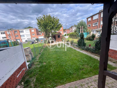 Maison - 76 m² - 5 pièces