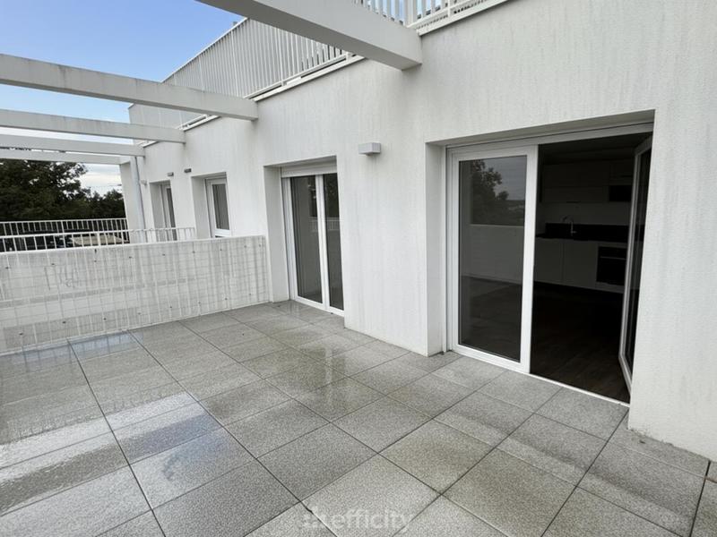 Appartement - 70 m² - 3 pièces