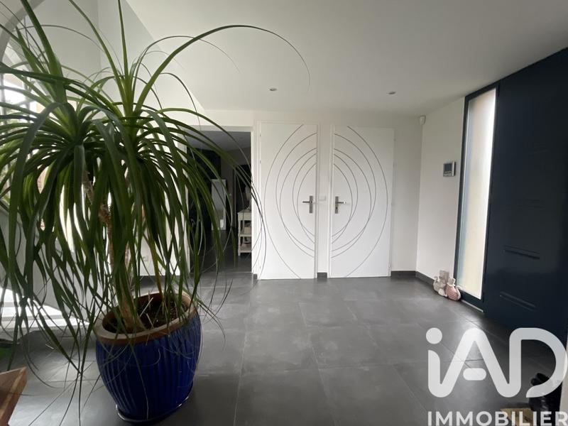 Maison - 183 m² - 7 pièces