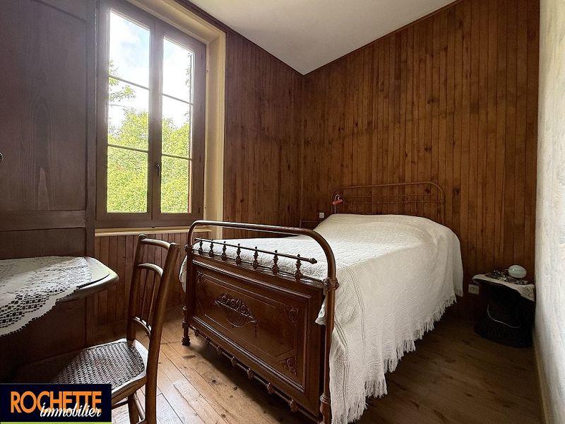 Maison traditionnelle - 81 m² - 4 pièces