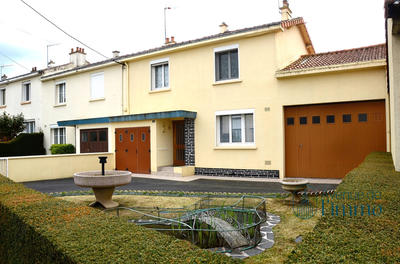 Maison - 93 m² - 5 pièces