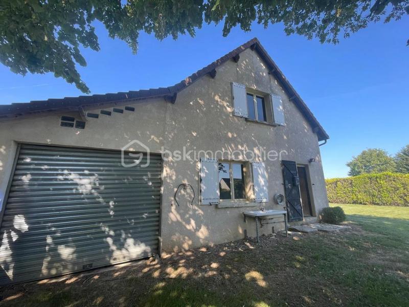 Maison - 300 m² - 10 pièces