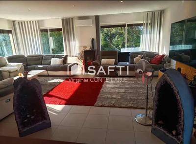 Maison - 400 m² - 10 pièces