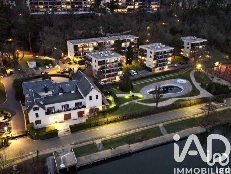 Appartement - 100 m² - 5 pièces