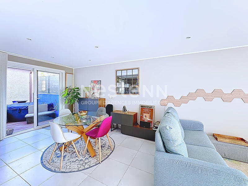 Maison - 105 m² - 5 pièces