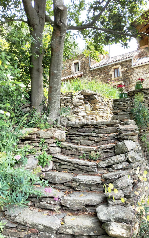 Mas - 252 m² - 10 pièces