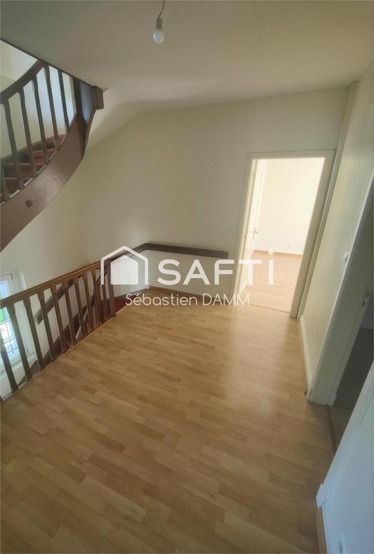 Maison - 192 m² - 8 pièces