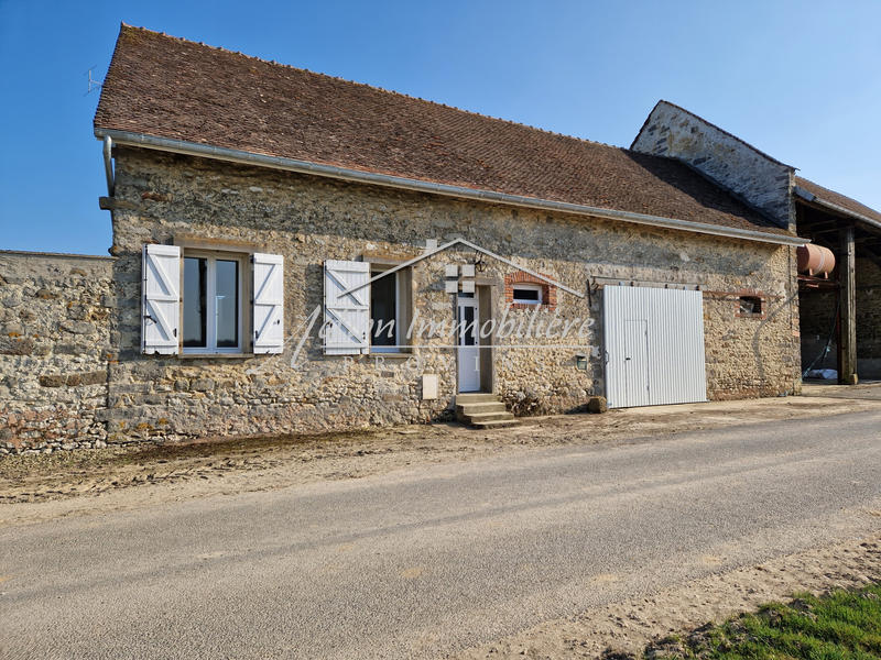Maison - 92 m² - 4 pièces