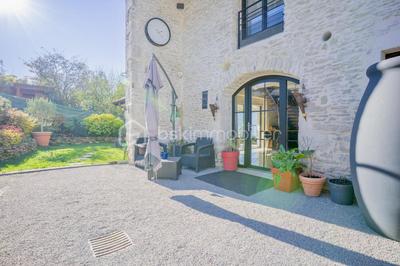 Maison - 190 m² - 7 pièces