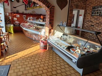 Local commercial - 300 m² - 10 pièces