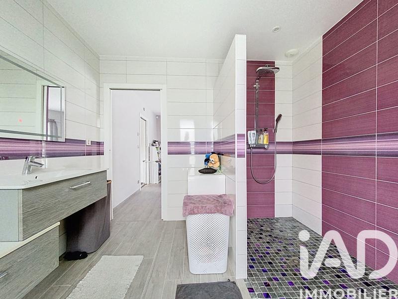 Maison de maîtres - 236 m² - 10 pièces