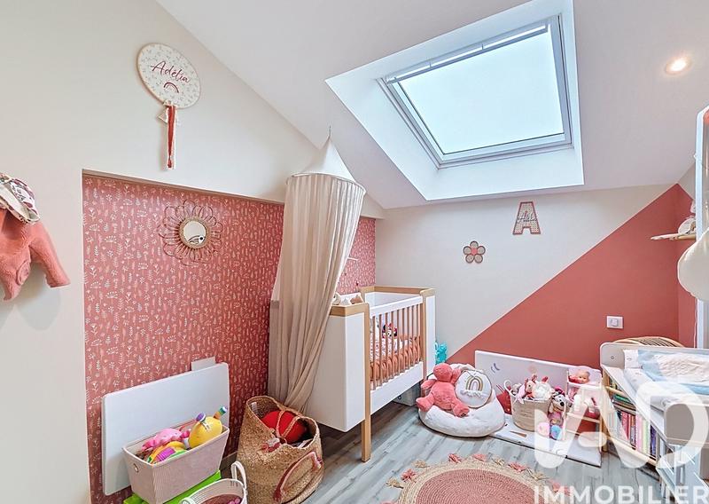 Maison - 98 m² - 4 pièces