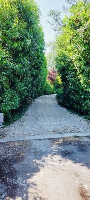 Demeure - 395 m² - 10 pièces