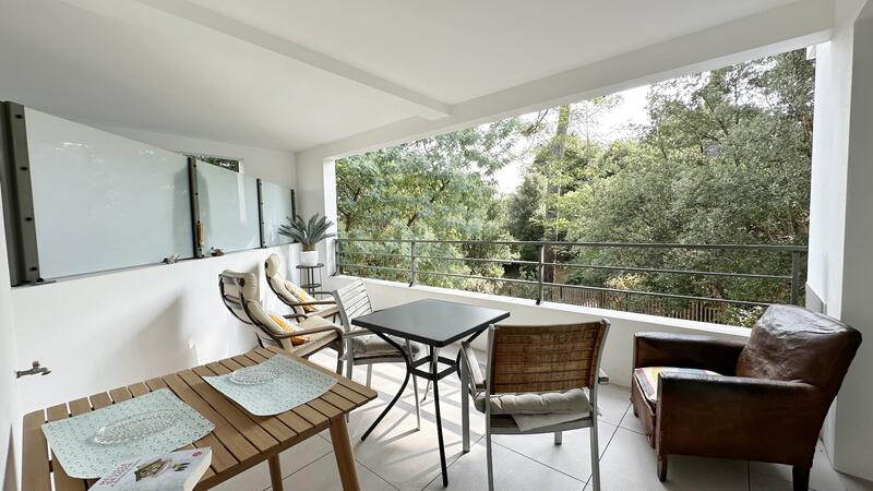 Appartement sur toit - 92 m² - 4 pièces