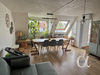 Appartement - 107 m² - 4 pièces