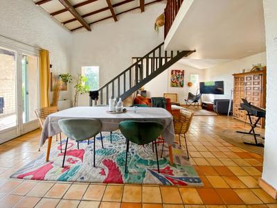 Maison - 165 m² - 6 pièces