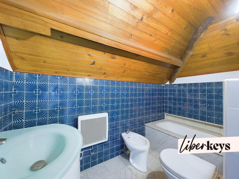 Maison - 284 m² - 10 pièces