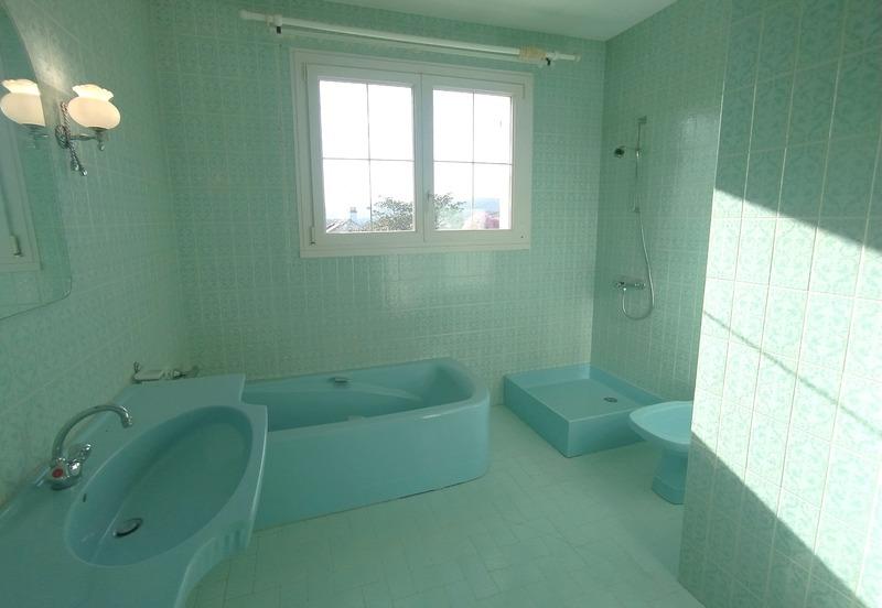 Maison - 222 m² - 8 pièces