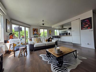 Appartement - 108 m² - 5 pièces