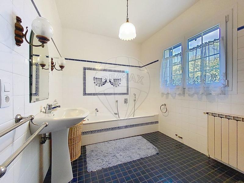 Maison - 175 m² - 7 pièces