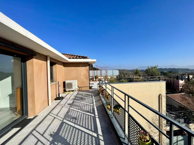 Appartement - 56 m² - 3 pièces