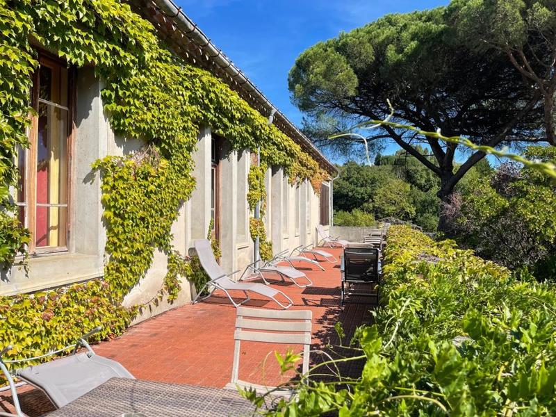 Maison de maîtres - 900 m² - 14 pièces