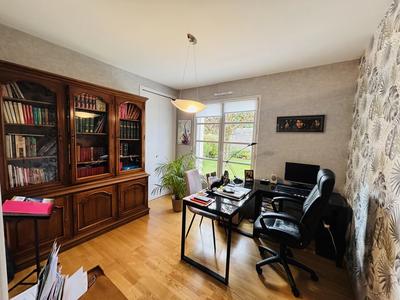 Maison - 151 m² - 7 pièces