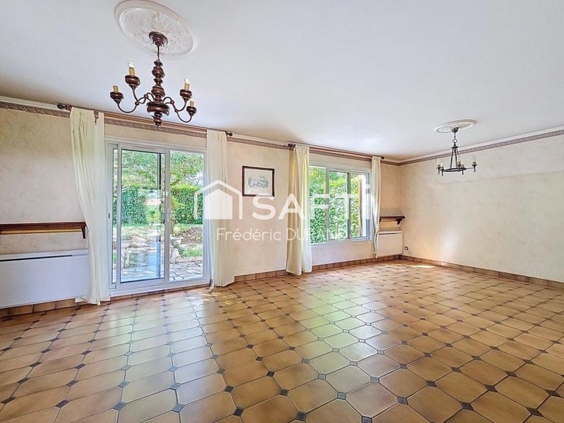 Maison - 94 m² - 5 pièces