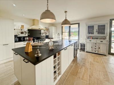 Villa - 158 m² - 5 pièces