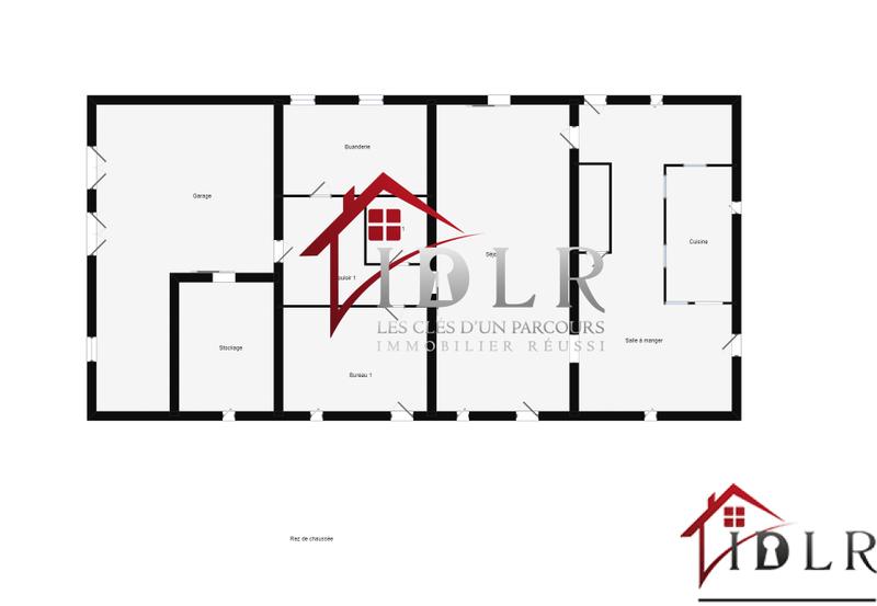 Maison - 270 m² - 9 pièces