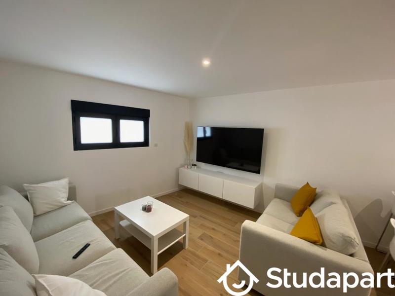 Chambre - 12 m² - 1 pièce