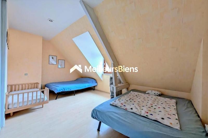 Maison - 102 m² - 6 pièces