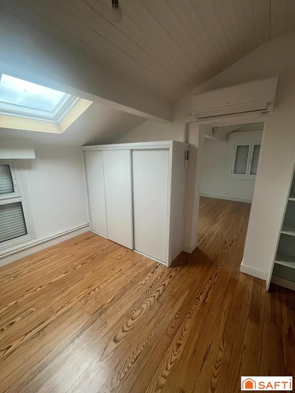 Villa - 200 m² - 6 pièces