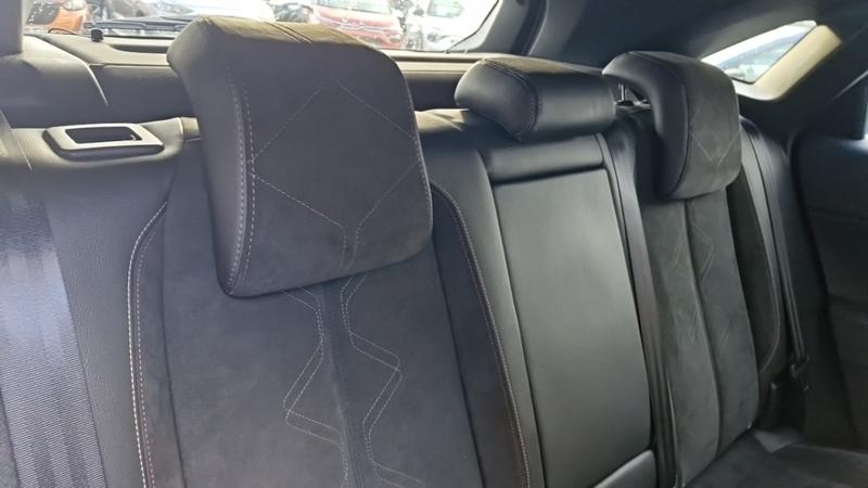 Ds Ds 7 Crossback Puretech 180 Eat8 Performance Line