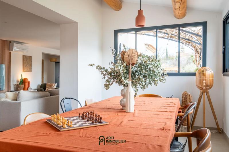 Maison - 175 m² - 5 pièces