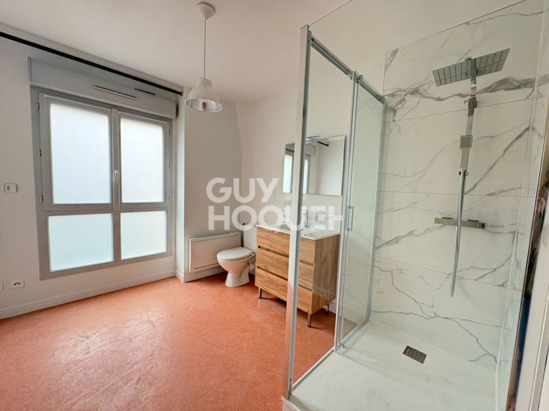 Maison - 176 m² - 8 pièces