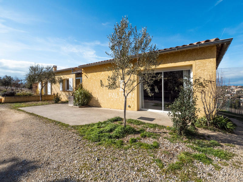 Maison - 165 m² - 5 pièces