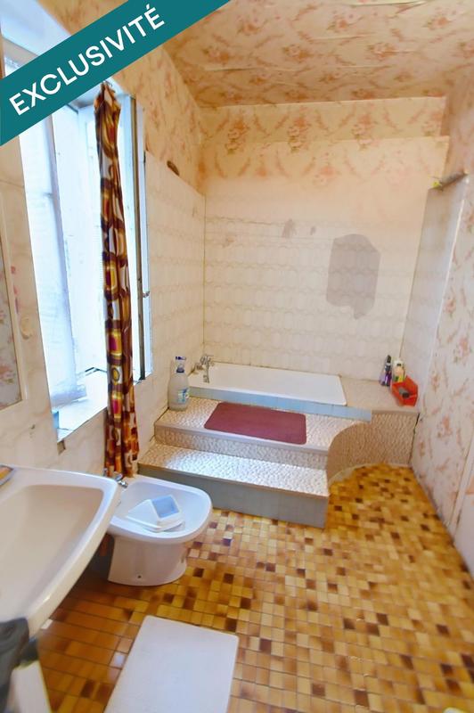 Maison - 198 m² - 13 pièces