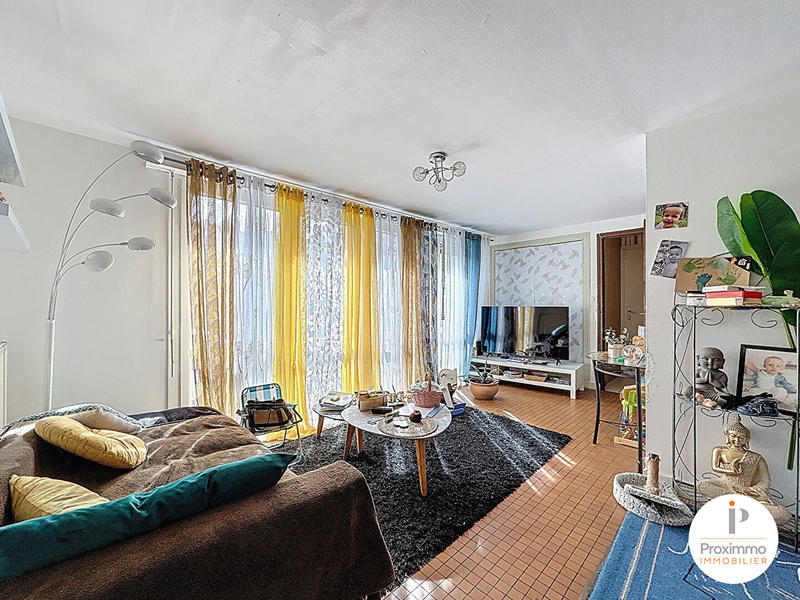 Immeuble - 84 m² - 5 pièces