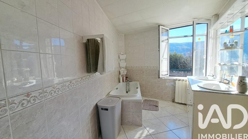 Maison de village - 103 m² - 4 pièces