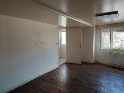 Maison - 85 m² - 3 pièces