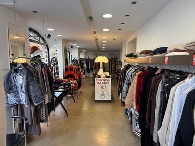 Fonds de commerce - Magasins - 70 m²