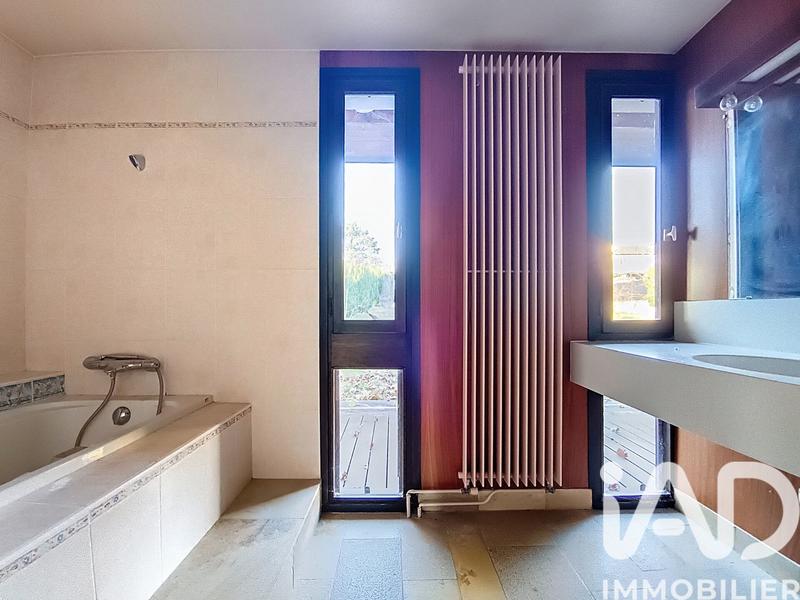 Maison de maîtres - 220 m² - 7 pièces