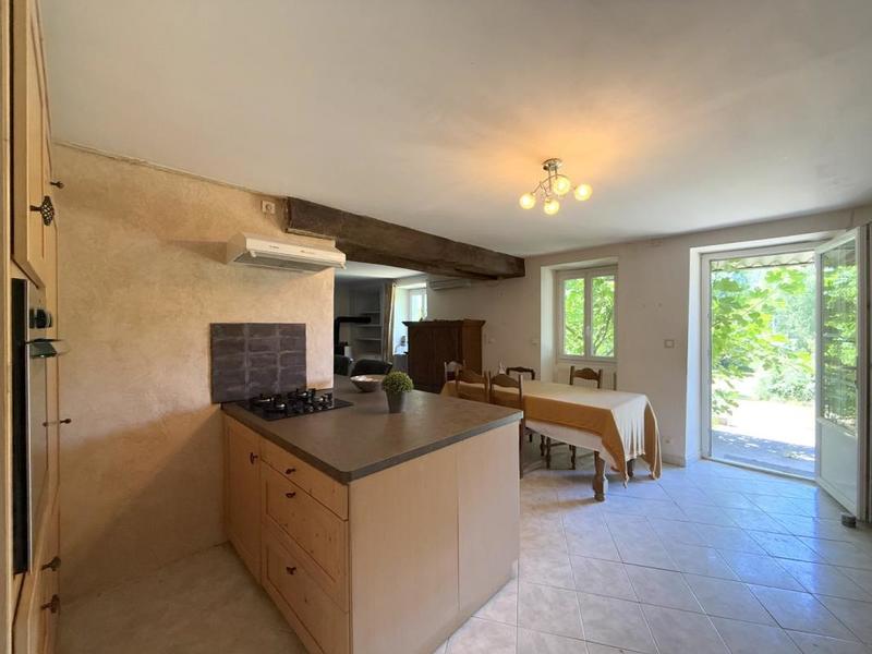 Maison - 231 m² - 6 pièces