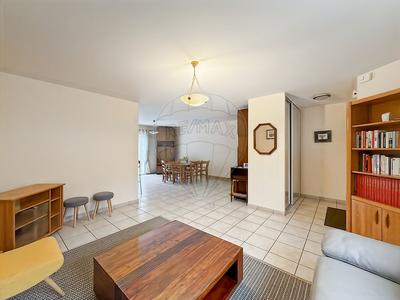 Maison - 94 m² - 4 pièces