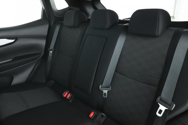 Nissan Qashqai 1.5 dCi n-Connecta 110 ch