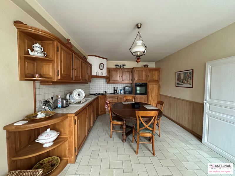 Maison - 174 m² - 6 pièces