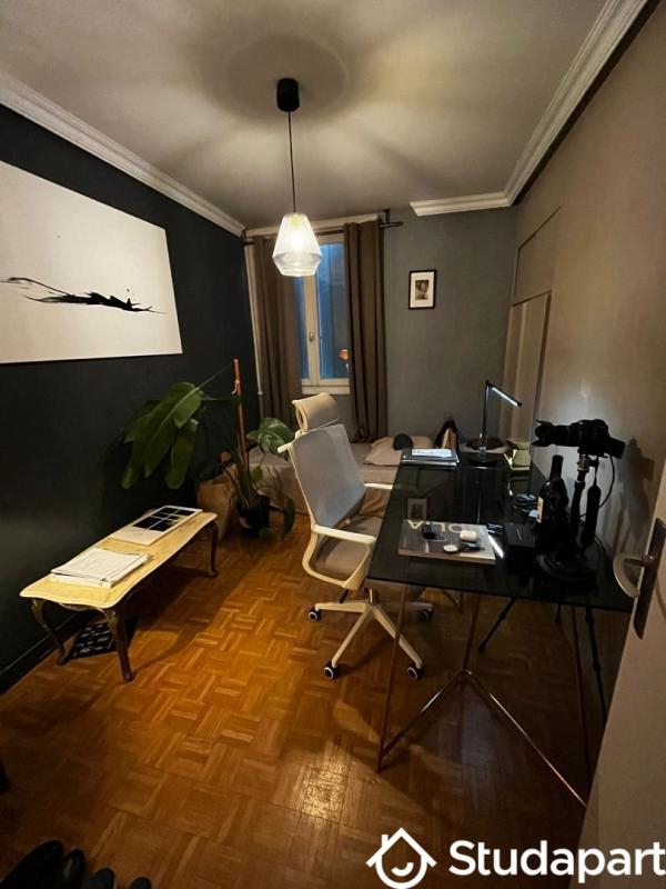 Chambre - 11 m² - 1 pièce