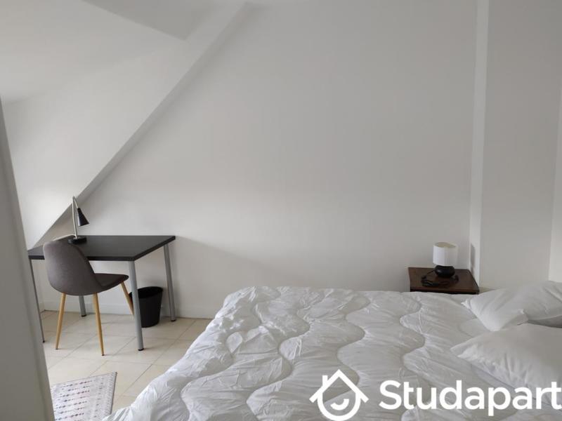 Chambre - 14 m² - 1 pièce