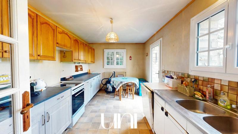 Maison - 138 m² - 5 pièces